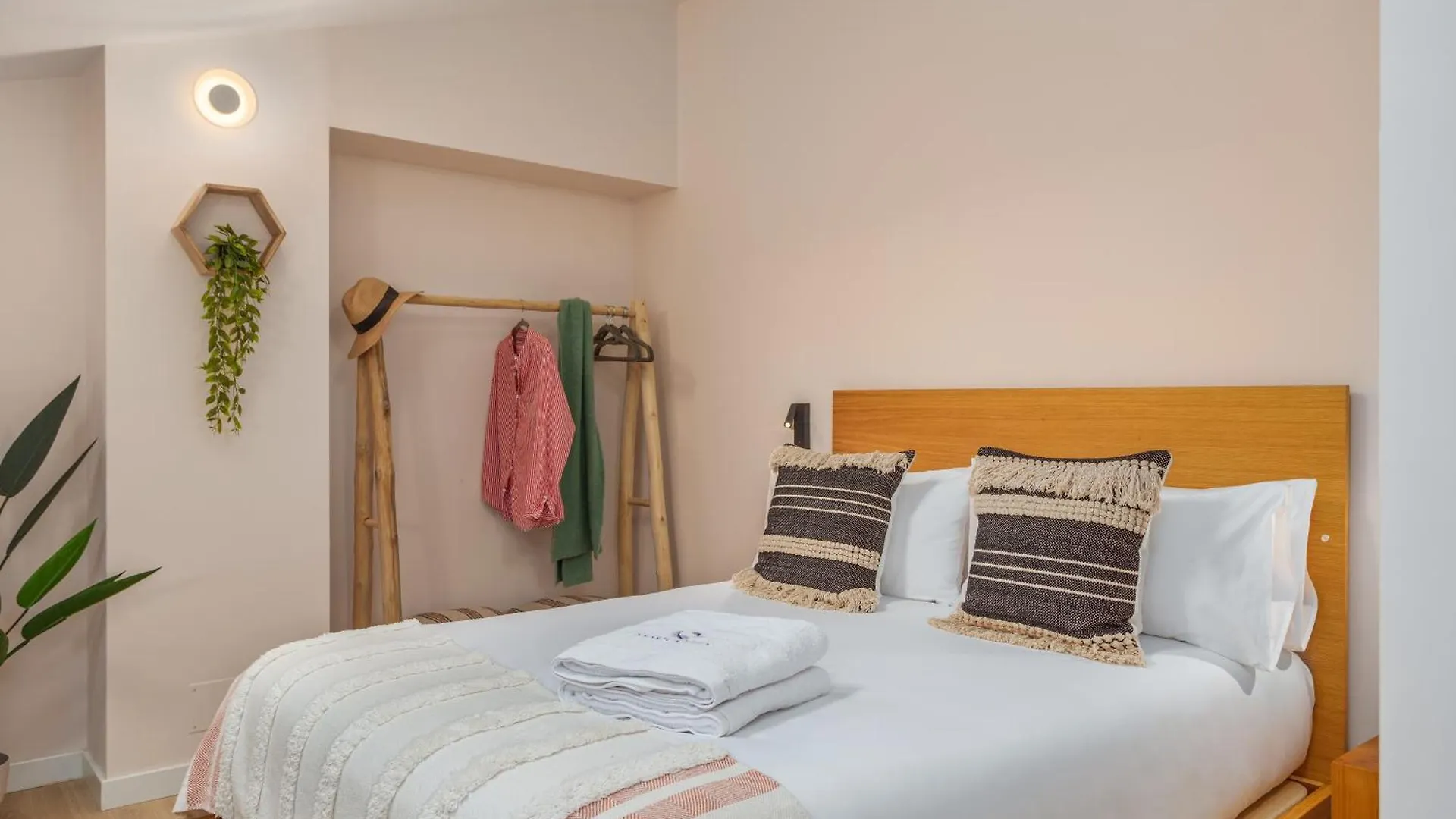 Marconia Boutique Residence L'Estartit 0*,  Spain