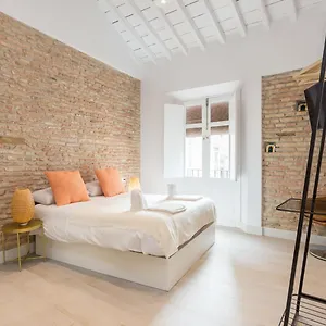 Te1a-el Teatro Brick Wall Prime Location Appartement Málaga